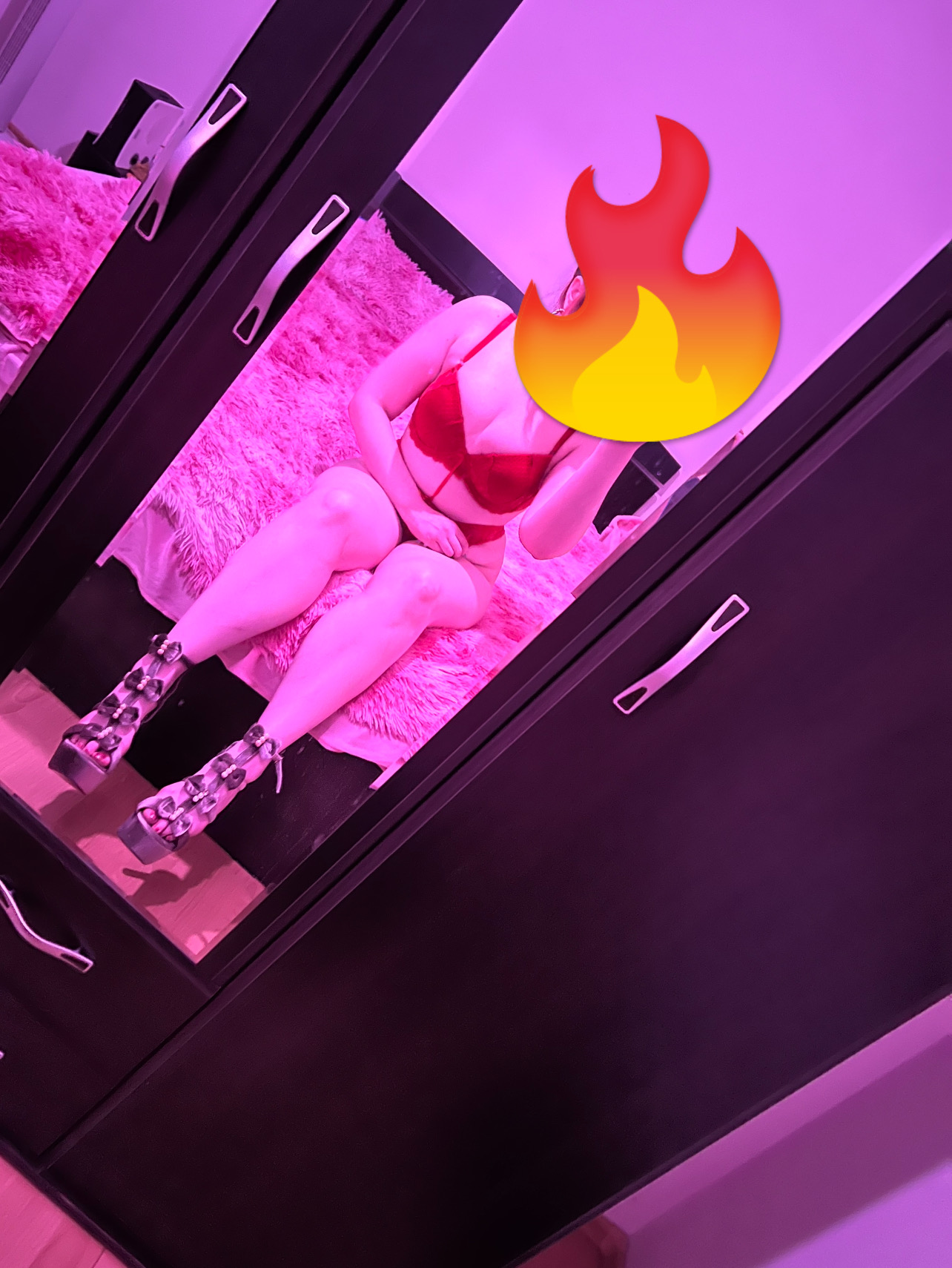 Escorta Sex - Escorta senzuala iti pot oferi companie, intr-o ambianta placuta, clipe linistite la domiciliul meu sau al tau.  Astept domni seriosi si manierati.  Detalii la telefon - Telefon: 0720171236 